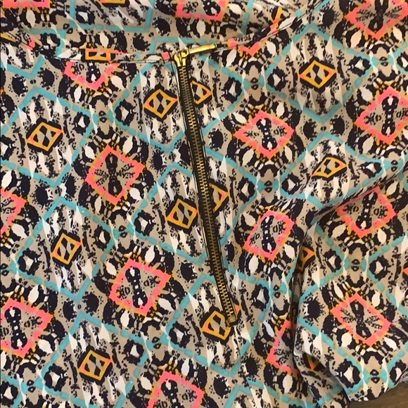 Top printed - Picture 3 of 4